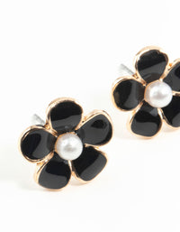 Black Daisy Stud Earrings - link has visual effect only