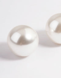 Giant Pearl Stud Earrings - link has visual effect only