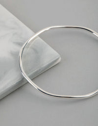 Silver Plated Brass 2.5mm Wavey Bangle - link has visual effect only