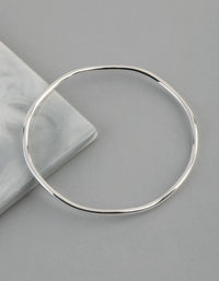 Silver Plated Brass 2.5mm Wavey Bangle - link has visual effect only