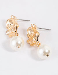 Gold Molten Plate Pearl Earrings - link has visual effect only